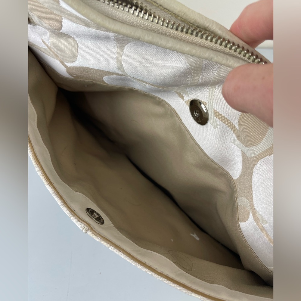 Coach Cream and Tan Signature Shoulder Bag - Picture 10 of 14